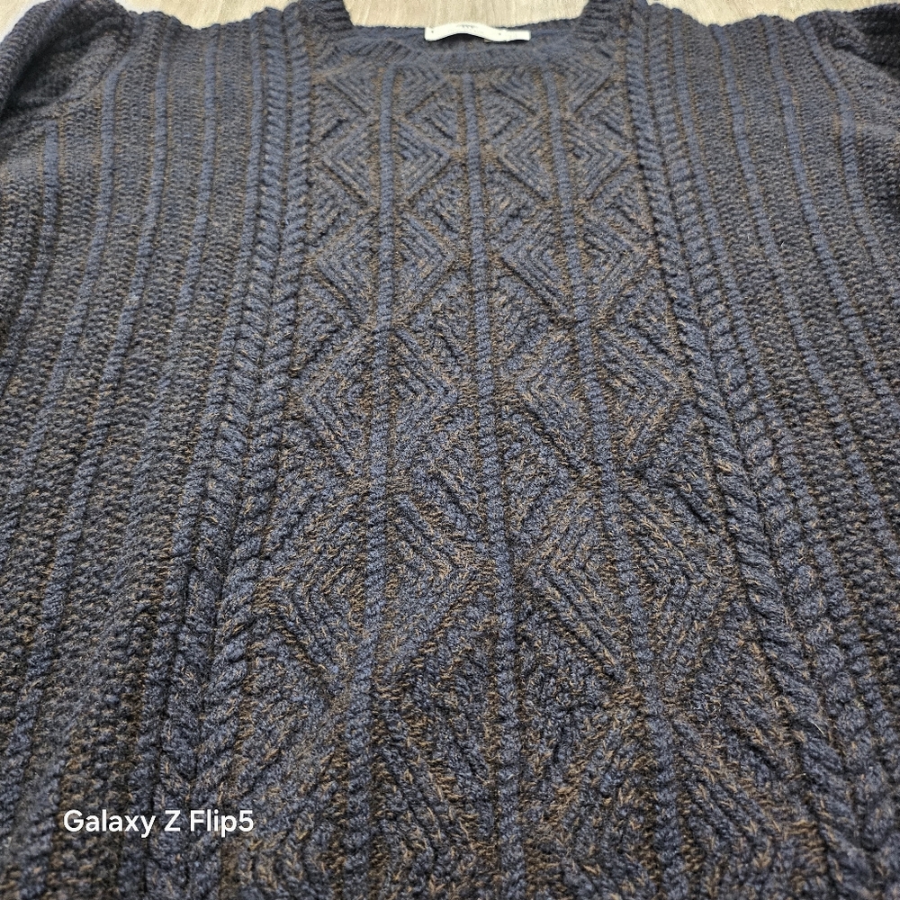 Inis Meain Cashmere Aran Sweater - Picture 3 of 9